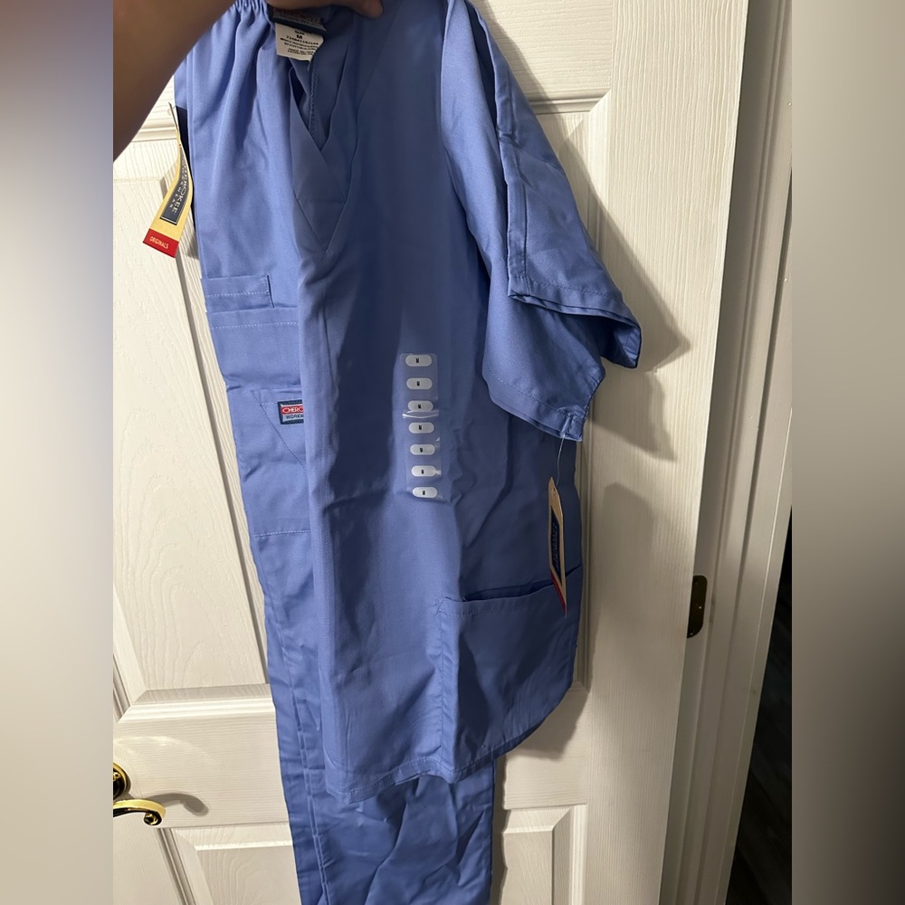 BRAND NEW Cherokee blue scrubs size medium